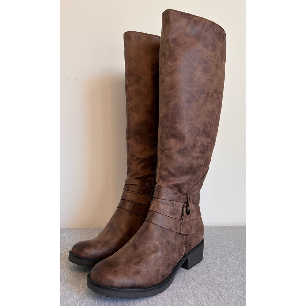 BareTraps Brown Heeled Boots